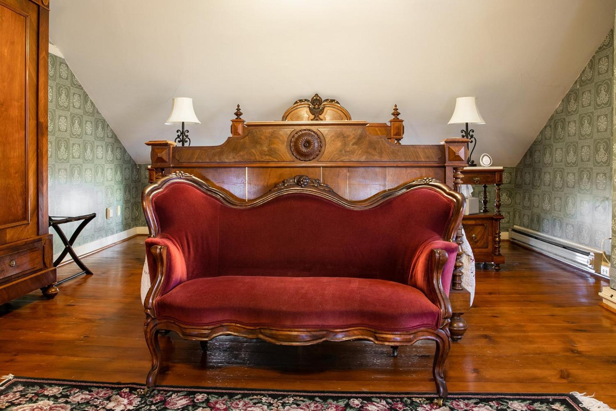 The Emig Mansion Bed & Breakfast Йорк Стая снимка