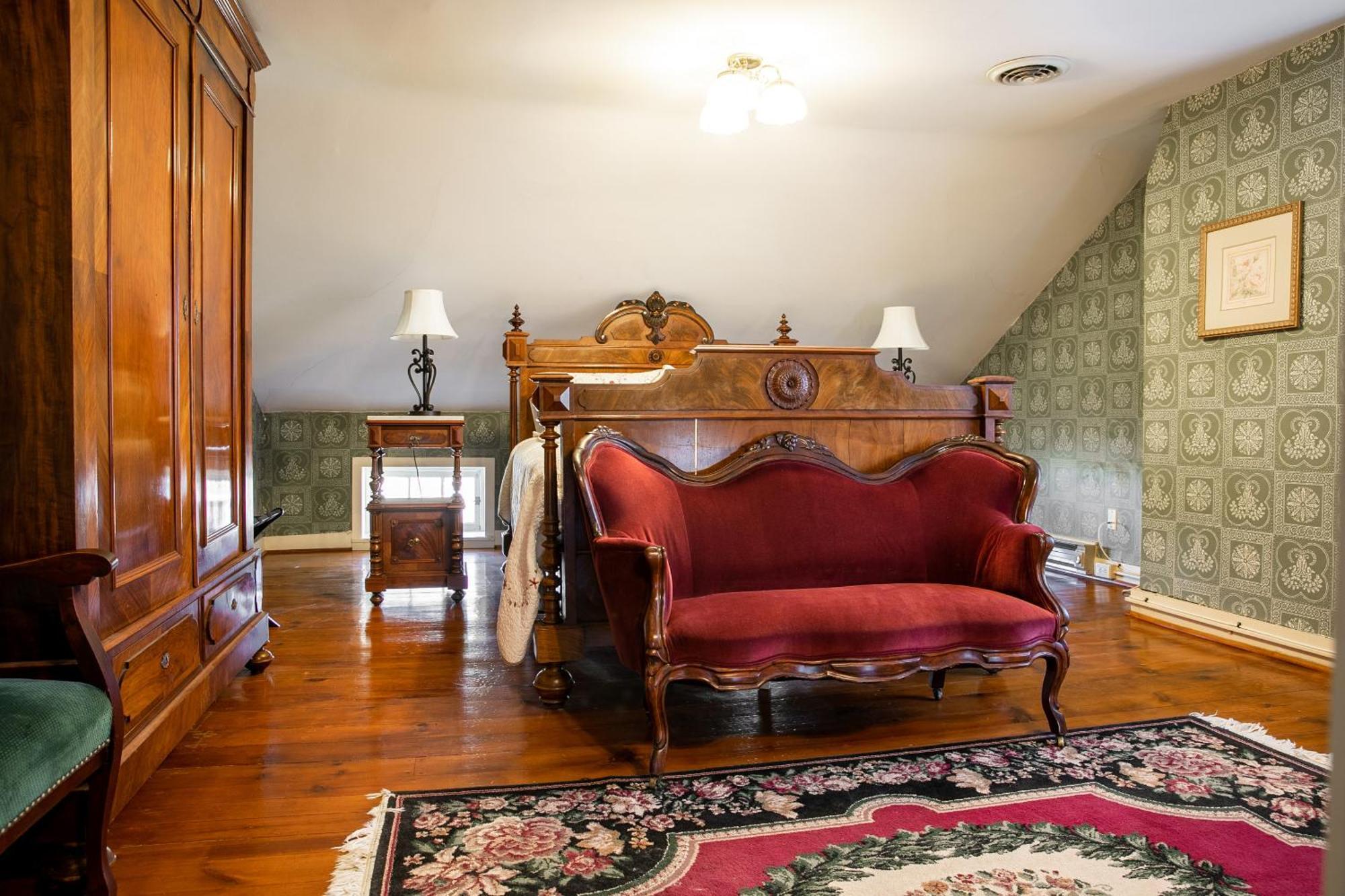 The Emig Mansion Bed & Breakfast Йорк Стая снимка